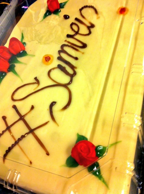 ronnybjornevag's tweet photo. Skape nye holdninger: Kake stykke 600 er delt ut. Kom og få #samveis @velferdstekn @velferdstekn @lyngdalsavis http://t.co/80zeOQOD3j