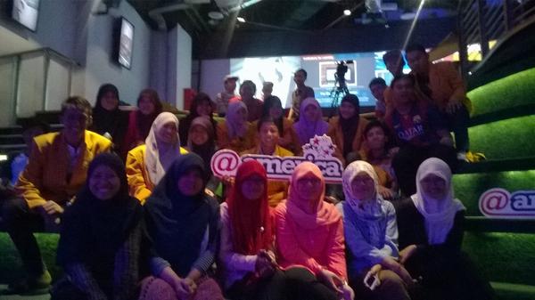 PRIPMsetiabudi's tweet photo. "@IPMDKI: @atamerica Sundance Film Festival with @PRIPMsetiabudi http://t.co/bfDIRKNZjI"