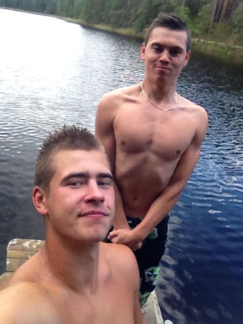 ivciis's tweet photo. Bijām peldēt, ūdens kapitāls💦 http://t.co/XUU4c6mA8b
