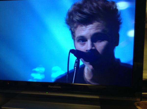 katycatsdir's tweet photo. i tunes festival 鑑賞なう💟💟

#5sos #itunesfestival http://t.co/IdR1fBC9gt