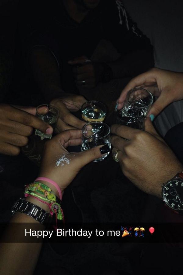 HannaHqz's tweet photo. 🎉🎉🎉🎉 @Braulio_FB @RaymerAdames @VaneMichelleRD @PabloeDeleon http://t.co/sqGMRu8Cai