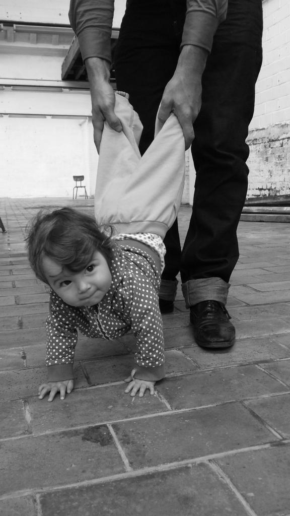 CrossFitBrugge's tweet photo. Onze eerste CrossFitster is een feit! #crossfitisvooriedereen http://t.co/6tssPMnz2D