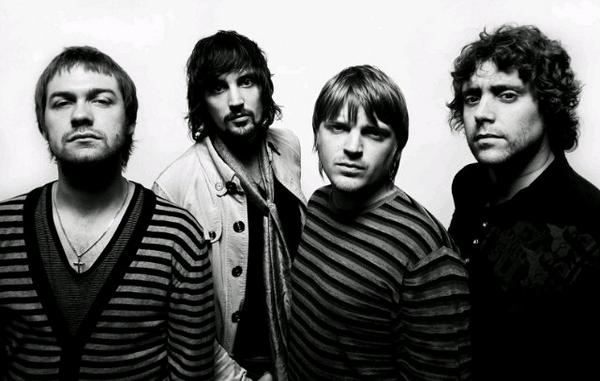 BevvySide's tweet photo. Oh iyaa..ketinggalan foto band Kasabian nya hehe ini dia. #BevvySIde http://t.co/HIyjYhoHGp