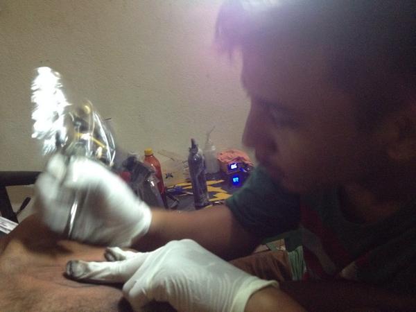 AmanLua's tweet image. #jhilkee tattooist