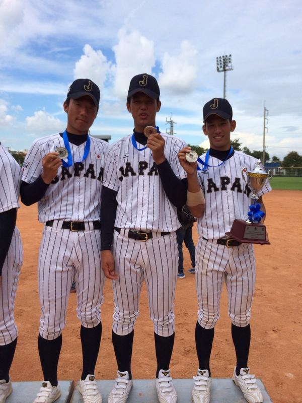 熱闘甲子園 On Twitter U18日本代表情報 タイ 閉会式の様子です 悔しい思いもある中 選手たちは笑顔を見せてくれました 熱闘 高校野球 Http T Co Ifafeatmwl
