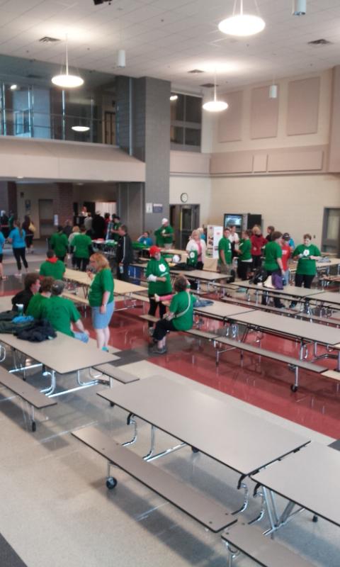 Filling up for Paekinson  Superwalk at Huron Heights Secondary in Kitchener.  Walk starts at 10:30. #Superwalk