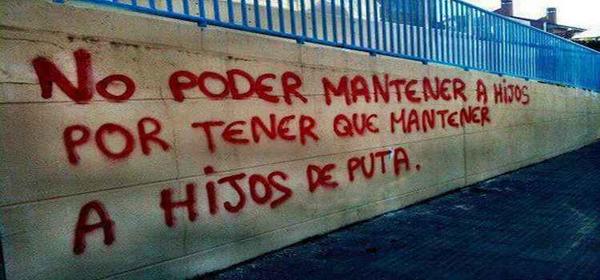 subversivos_'s tweet photo. Por culpa de los ladrones no podemos alimentar a nuestros hijos... Gracias PP Y CiU  http://t.co/GRFKdprQPu
