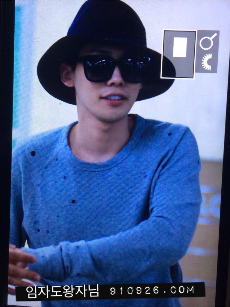 Bw2zuUxCcAAXTEA.jpg:large