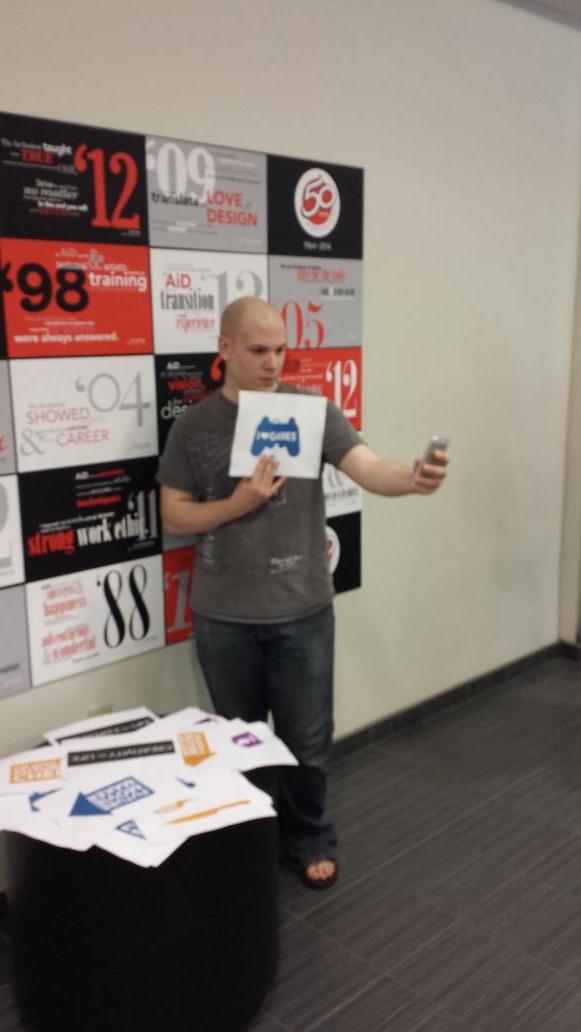 cindylynna90's tweet image. Jamie doing the mandatory selfie at Art Institute of Dallas #collegealready #AIrocks