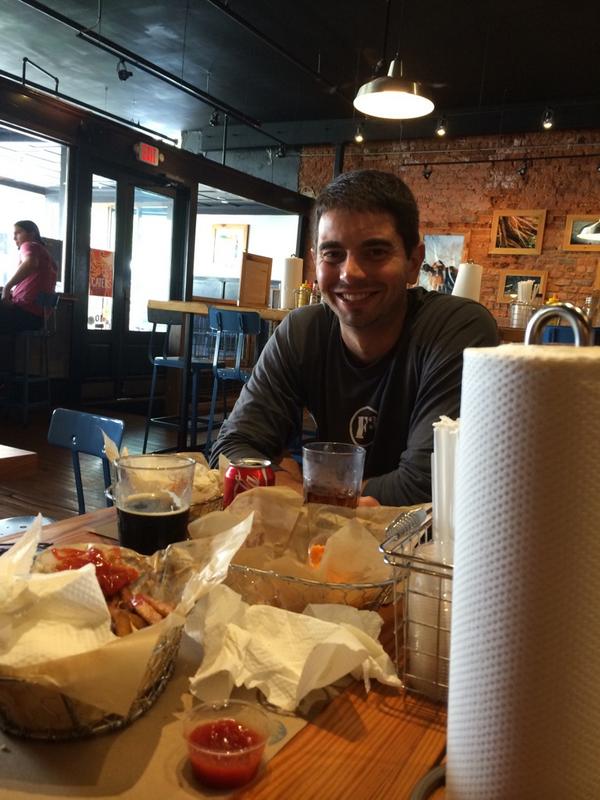 gump_F3's tweet photo. Lunch is done for the early van #NOCOBRR @F3Burner http://t.co/x0xrNbvOwy