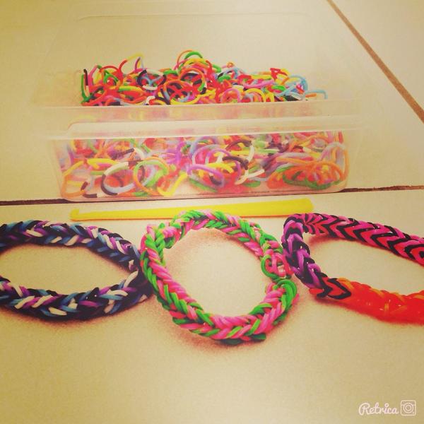 Srucole's tweet photo. Follow my Instagram page!! :) @sruti_singh04 I follow back xx 
#lovemakingloombands http://t.co/pNGmXuLeDw