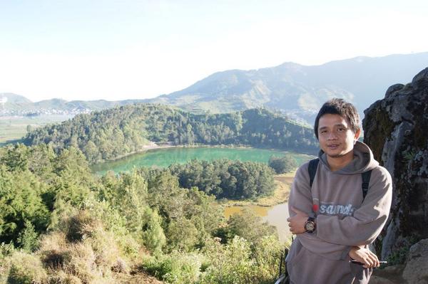 libertibilly's tweet photo. Telaga Warna (DIENG) http://t.co/54Ru2Cu9Bv