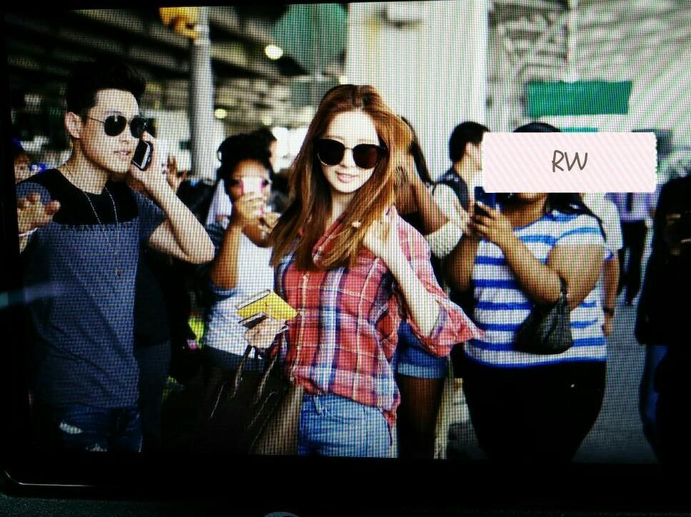 [PIC][06-09-2014]TaeTiSeo xuất phát đi NewYork - Mỹ để tham dự sự kiện của thương hiệu "Polo Ralph Lauren" vào sáng nay Bw3XpOWCYAA3M7J