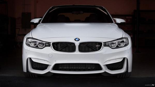Перед м5. БМВ м4 белая. БМВ м4 2022 белая. BMW m4 белая. BMW m4 f82 White.