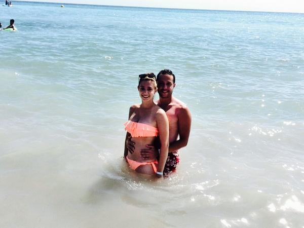 Ya en casa despues de unas vacaciones increibles con la mejor de las mejores <a href="/Sarah_peltiier/">Sarita.   :)</a>