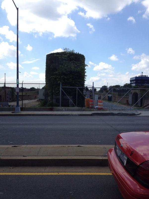 tjvanhouten's tweet photo. Passed by McMillan on my way to Takoma. I can't wait for @OurNewPark! #createmcmillanpark http://t.co/c3kcIAkowI