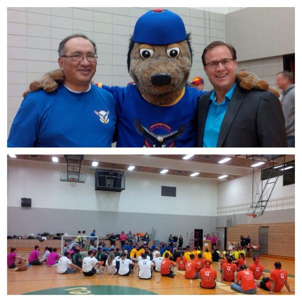RobNorrisSK's tweet photo. Great to see @StoonTribalCncl Chief Thomas &amp; mascot Journey support @motionballYXE, @motionball &amp; @SpecialOCanada http://t.co/GmAIe7qj4a