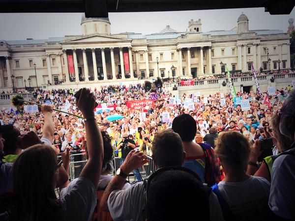 Hello Trafalgar Square! Don't you look fantastic! #March4NHS <a href="/999CallforNHS/">999 Call for the NHS</a> #Darlomum #SaveOurNHS #SaveOurHospitals