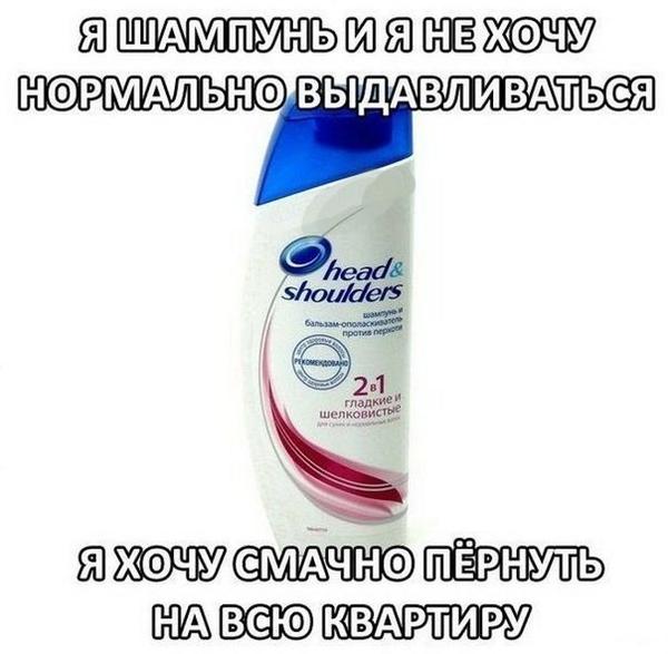 девушка облизывается. приятного аппетита на украинском. человек ест гамбургер. сексуальность клубника. человек ест гамбургер.