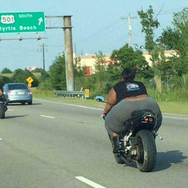 helmet girl⁺˳ on Twitter "booty sweat and Ebola “based_harper What that motorcycle seat smell