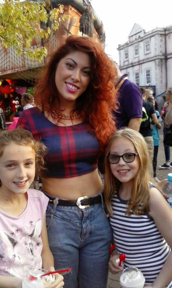 jessysteele7's tweet photo. β@emmam0: @jessysteele7 fab day at #ThorpeLive two happy girlies πx http://t.co/mBDRnrqVJlβ aww cuties ππ