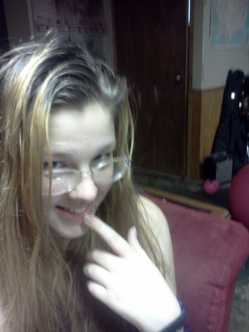 On my cam show, up to no good ;)  http://t.co/8fcLVJvySi http://t.co/QCdE0TgJjC<a href="/tag/porn"class="tags"><span>#porn</span></a><a href="/tag/asshole"class="tags"><span>#asshole</span></a><a href="/tag/anal"class="tags"><span>#anal</span></a><a href="/tag/gape"class="tags"><span>#gape</span></a><a href="/tag/prolapse"class="tags"><span>#prolapse</span></a><a href="/tag/fingering"class="tags"><span>#fingering</span></a>