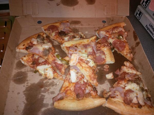 jackybooy's tweet image. @Pizzahut. Did we deliver? Yeah on my floor and a two hour wait.ruined my girls sleepover.not happy at all.