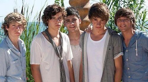 FetusRPG's tweet image. Open roles!