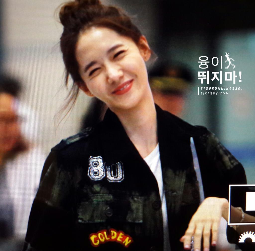 [PIC][07-09-2014]YoonA trở về Hàn Quốc vào sáng nay Bw4QkXbCcAA37Wt