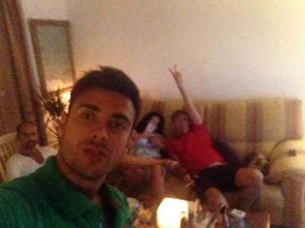 nanogarciagil's tweet photo. En casa disfrutando y viendo la gala de @MrGayEspana con la actuación de @katiaaveiro #latinadecorazon ;) http://t.co/iC3tQKQ7aG