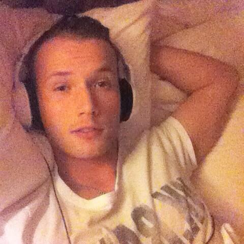 Rocket me to space.. Let's get lost together #IAmMusic