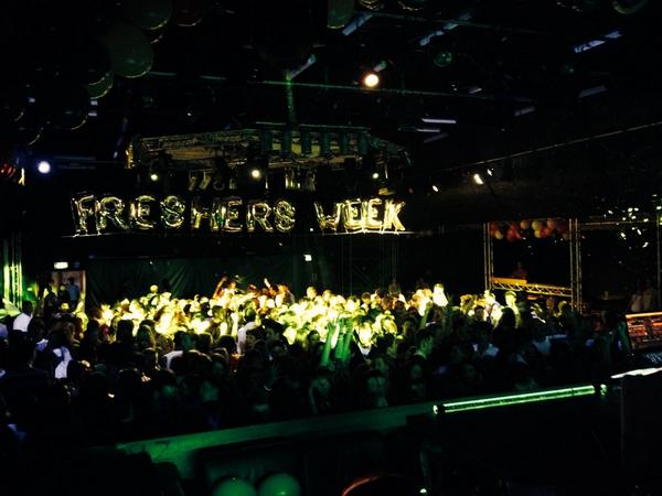StADoEd's tweet photo. This is fantastic! #WelcomeToTheBubble  @yourfreshers http://t.co/FSA45h37N3