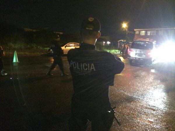 seguridadcrc's tweet photo. Unidades Especializadas presentes en el territorio nacional brindando seguridad http://t.co/3eCTCC7IIz