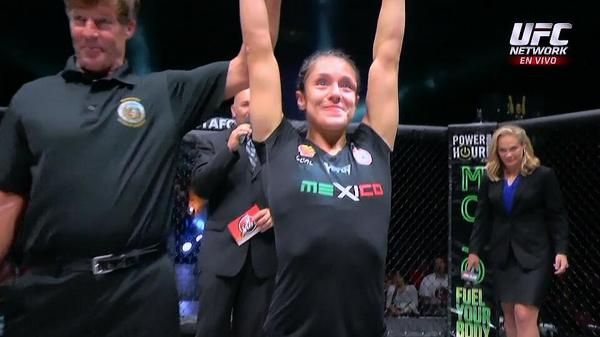 dlan_daniel's tweet photo. #IFC8  felicitaciones Alexa  espero volverte a ver en #UFC @mariodelgadorzm @UFCEspanol  @UFCNetwork http://t.co/25KebsgdvF
