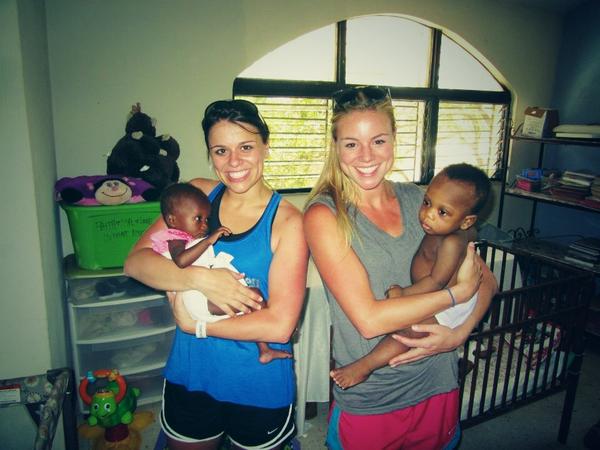 kelsibrooks_'s tweet photo. Throwin it back to the trip that changed my life forever. #goodbyeAmericandream #helloHaiti http://t.co/MDedmhfDoi
