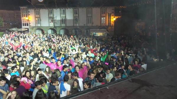 showjamaica's tweet photo. Llenísimo en Espinosa de los Monteros !! http://t.co/NE8n1C9DdQ