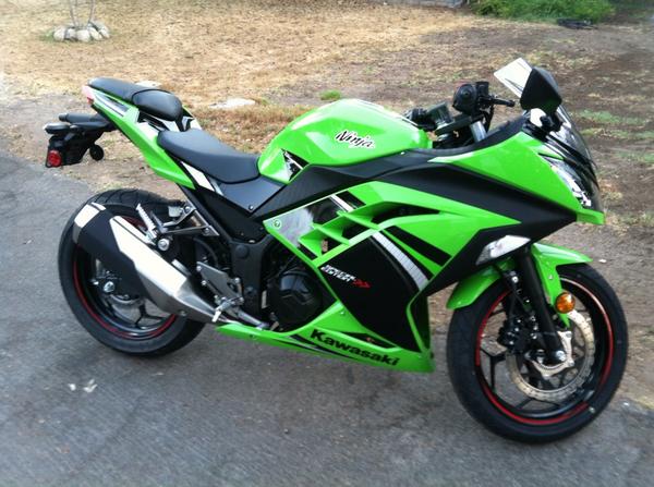 FastLizard4's tweet image. Finally got a motorcycle of my own!  My little Ninja 300 SE ABS :D