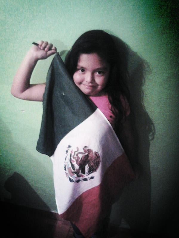 sr_alba1's tweet photo. @SabadazoOficial #LaFotoPalFace @sabadazo, aaaaaaaaaaa,aaaaaaaaaa, que viva mexico!!!!! http://t.co/BDcXML1j76
