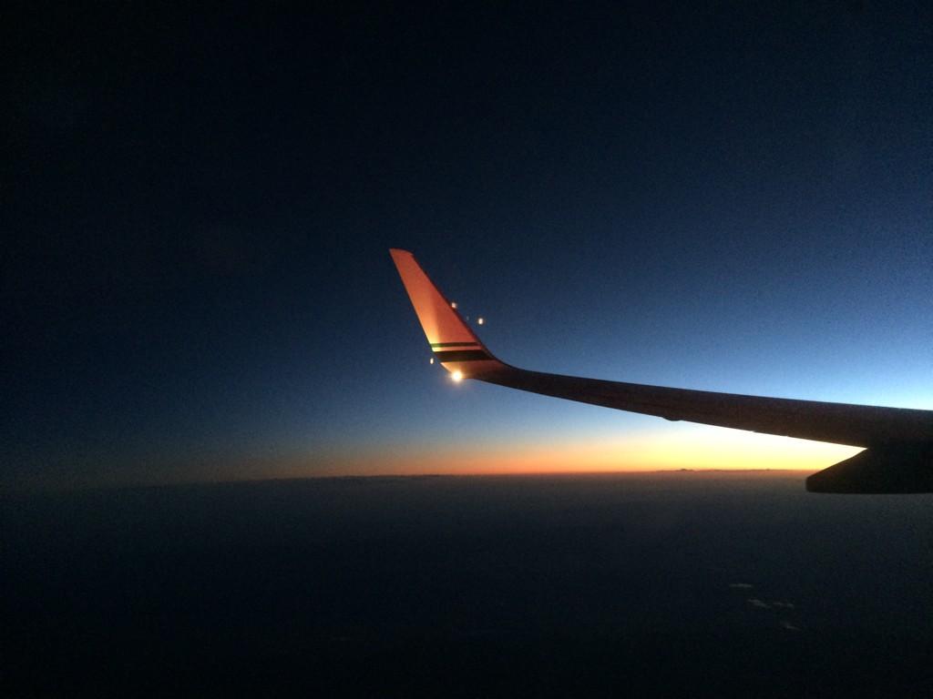 Rickymcraft's tweet photo. It has been sun set for whole two and a half hours lol 😂😂 #endlessSunSet http://t.co/2ixaBZwpKM