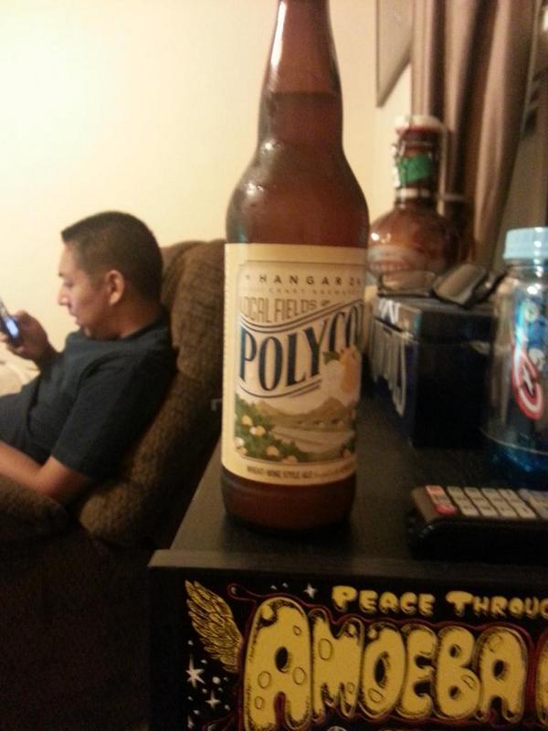 Steeeveeenn's tweet photo. Bitches and Brews!! #Polycot #Papi http://t.co/KjecVzanIX