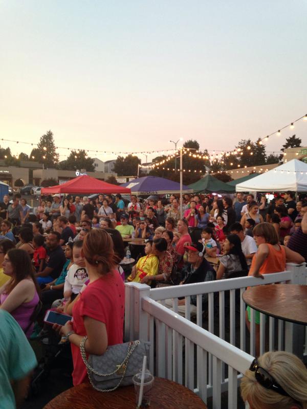 Congrats <a href="/JadeDistrict/">Jade District</a> and @APANONews  on another successful #JadeNightMarket. Next Sat. is last market of year.