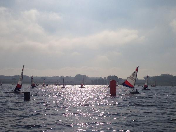 SailingSolution's tweet photo. Away and racing both flights. @gbrtopper @topper_racing  @RutlandSailing http://t.co/HJiHe1HYFx