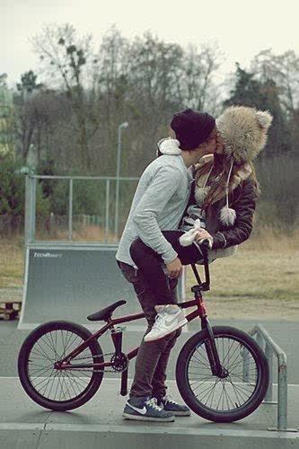 ReyReycool's tweet photo. The hardest thing for a girl to do is to say no to her Man http://t.co/Eh3uwu3Gqs