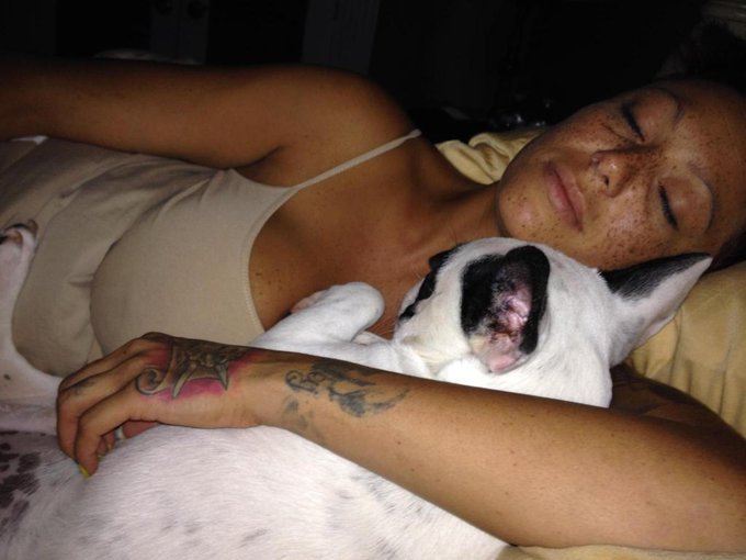 He snuggles and I love it http://t.co/ZpwUwxRiVK<a href="/tag/cuddlingwithelvis"class="tags"><span>#cuddlingwithelvis</span></a>