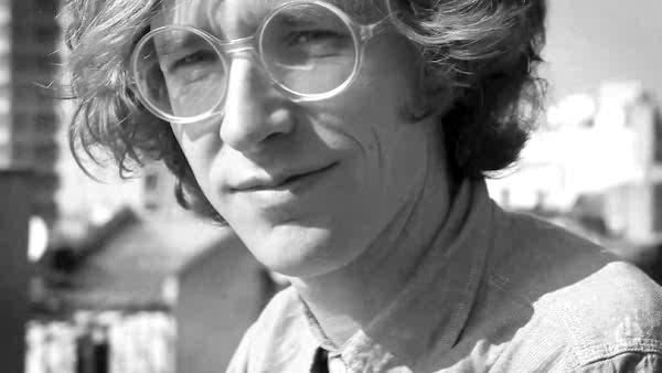 BevvySide's tweet photo. Erlend Øye. #BevvySide http://t.co/ikBP6evFSe