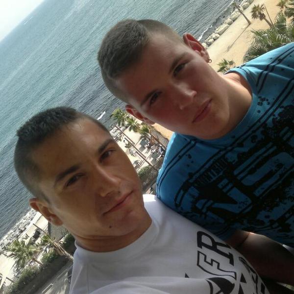 En la playa cn el <a href="/buda/">Buda</a>