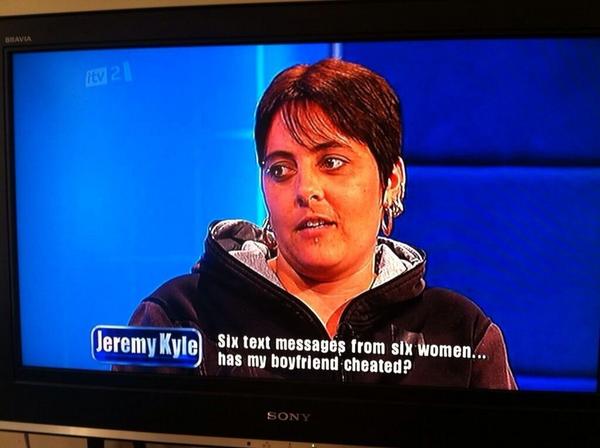 TracybBeaker's tweet photo. wondered where Cam was this morning !!!!!!!! http://t.co/CTG6IEXzO9