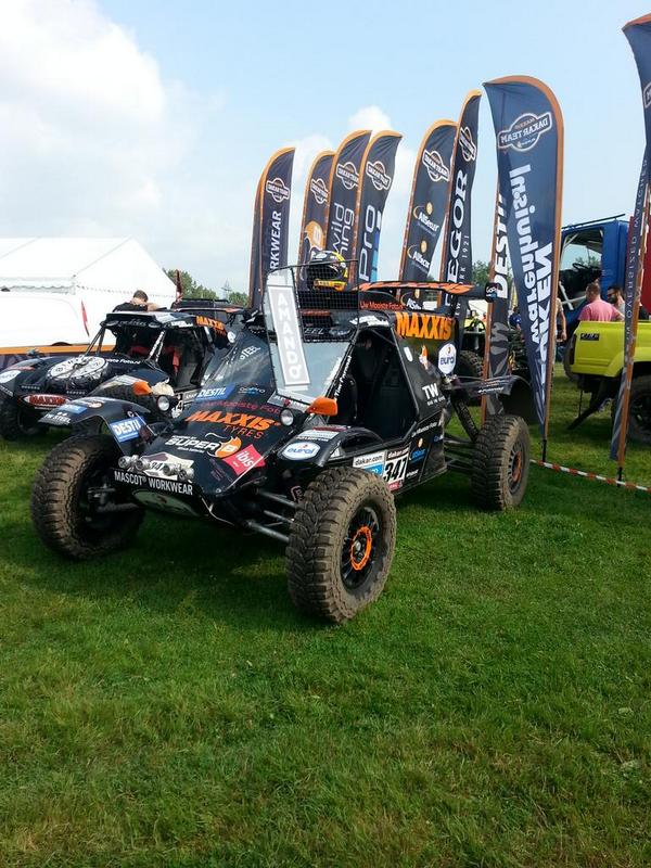 IngridZon's tweet photo. Een kleine 4WD impressie! http://t.co/H3iyXOEKxG