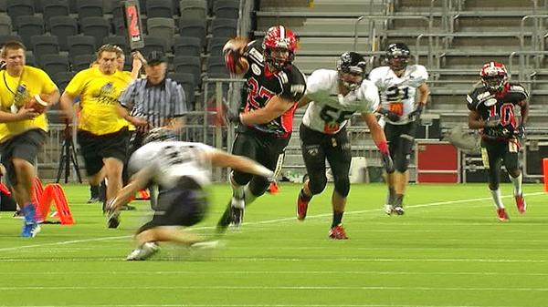 TV4Sport's tweet image. 14.00: Följ SM-finalen i amerikansk fotboll i TV4 Sport Carlstad Crusaders möter Örebro Blacknights på Tele2 Arena.