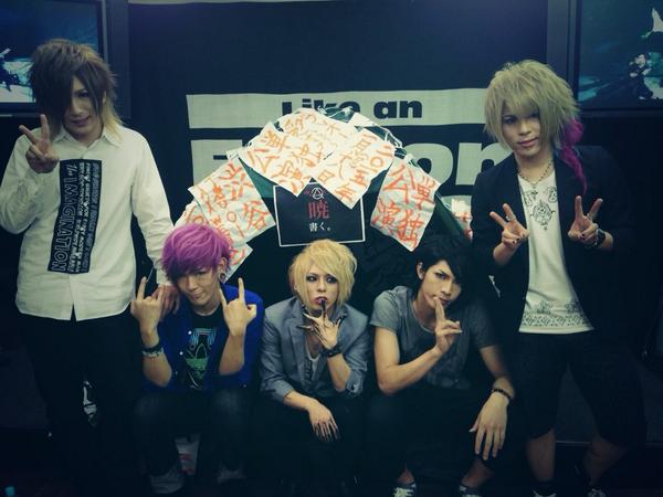 Goemon Records Twitterissa アルルカン 墓穴ご訪問会 たくさんの御来場誠にありがとうございました メンバーも凄く頑張っておりました みなさんにとって良い一日なったなら嬉しいです Http T Co K0re1icaw1